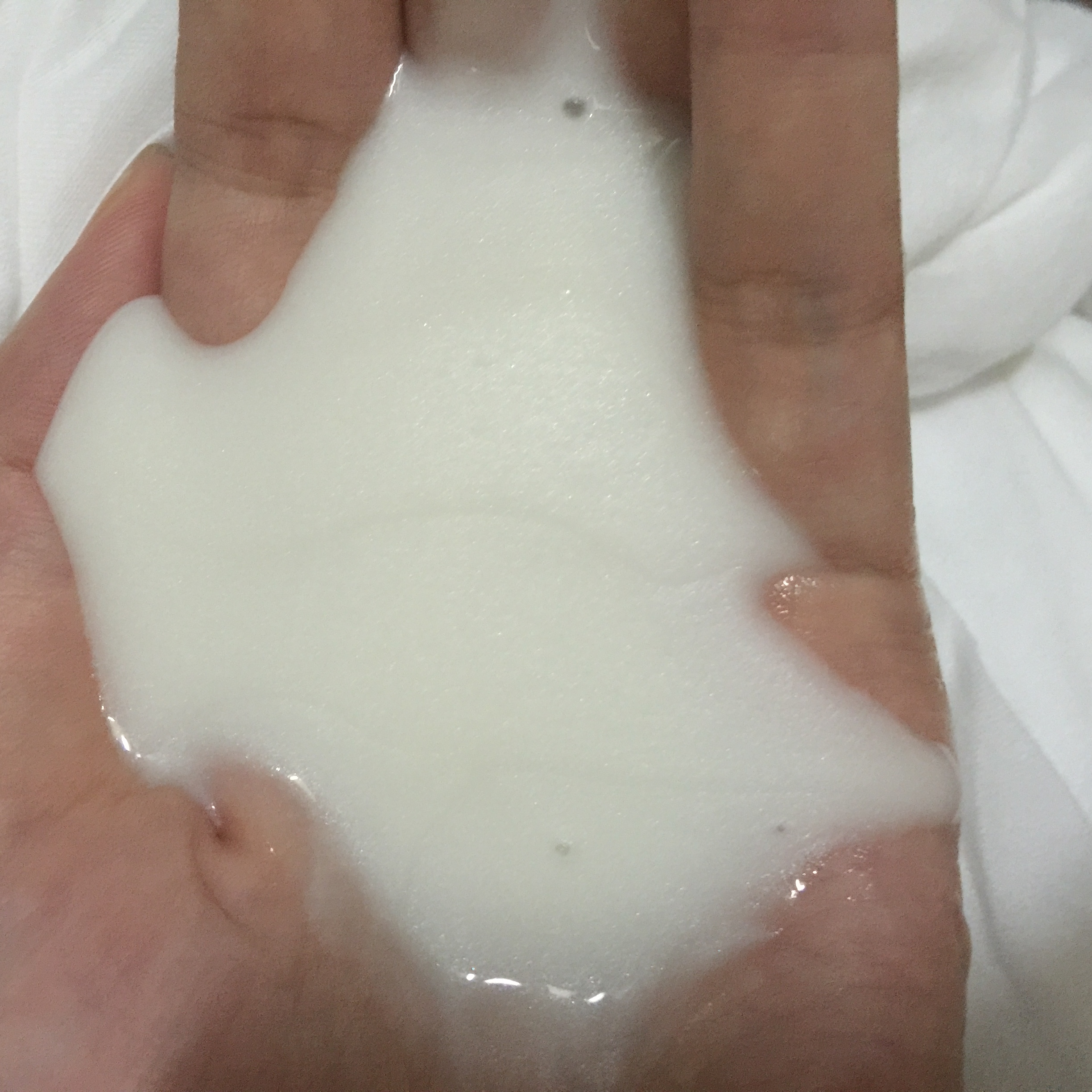二甲基硅油乳液產(chǎn)品的更多應(yīng)用，為客戶提供解決方案